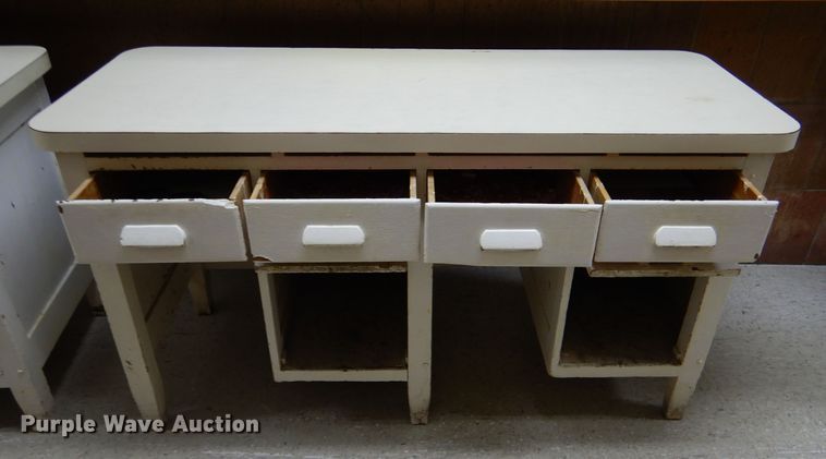 image for item IE9537 (3) wood desks