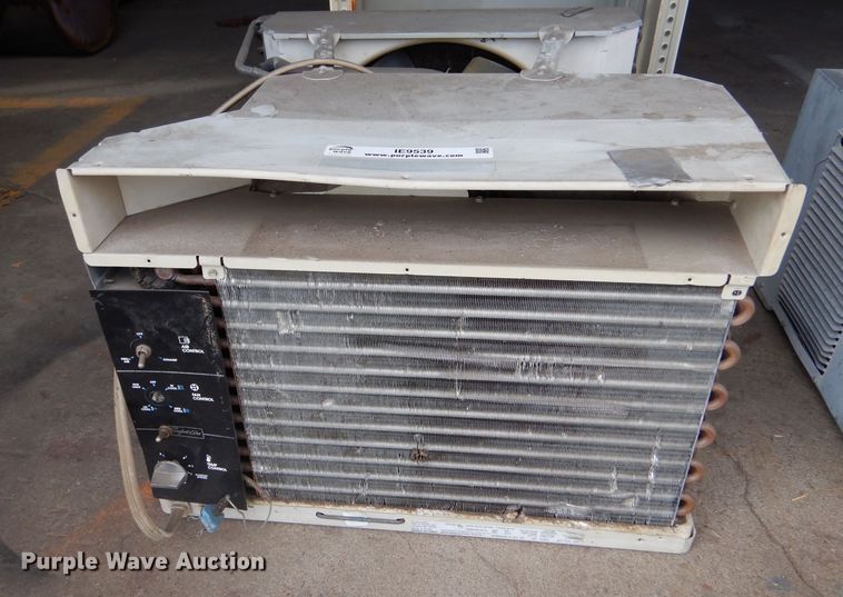 image for item IE9539 (2) AC units