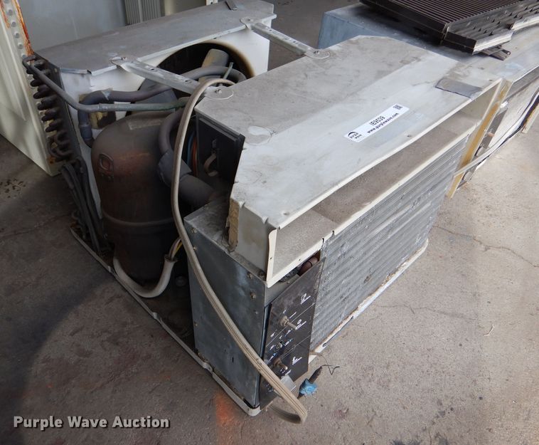 image for item IE9539 (2) AC units