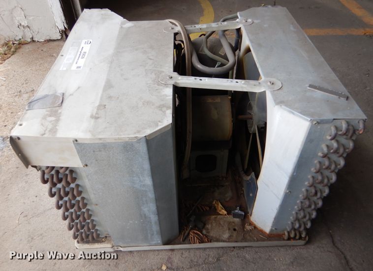 image for item IE9539 (2) AC units