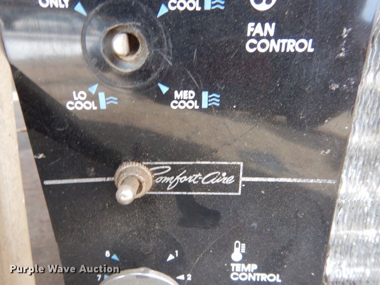 image for item IE9539 (2) AC units