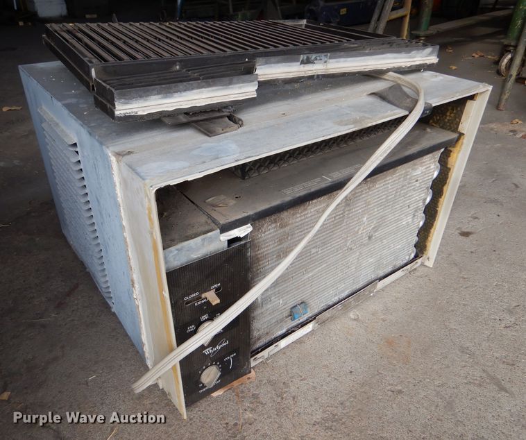 image for item IE9539 (2) AC units