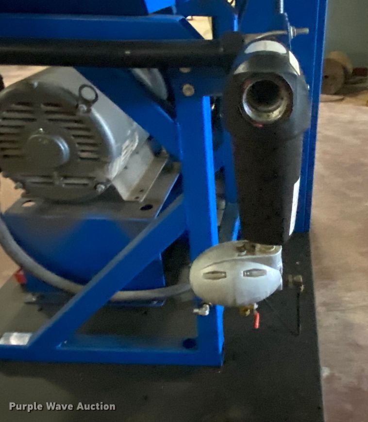 image for item IG9524 Quincy QGD-40  air compressor