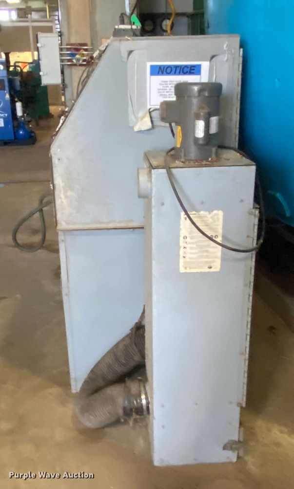 image for item IG9527 Sandblast cabinet