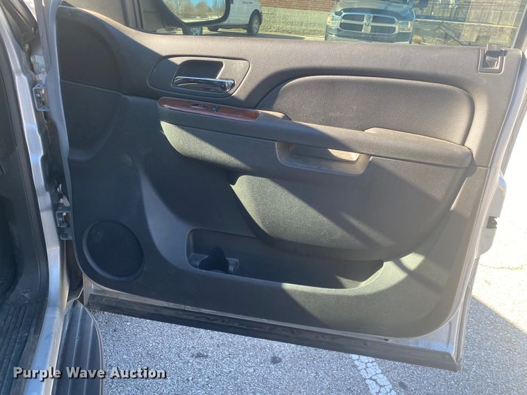 image for item IG9571 2012 Chevrolet Tahoe  SUV