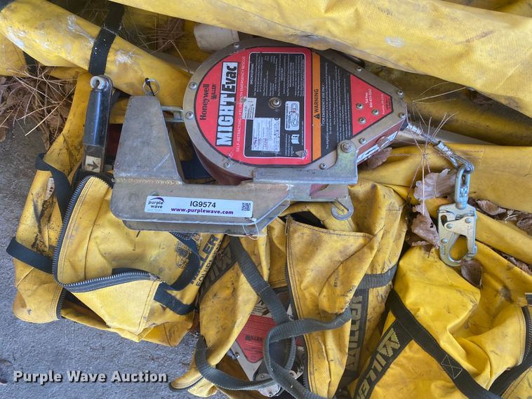 image for item IG9574 Miller fall protection equipment