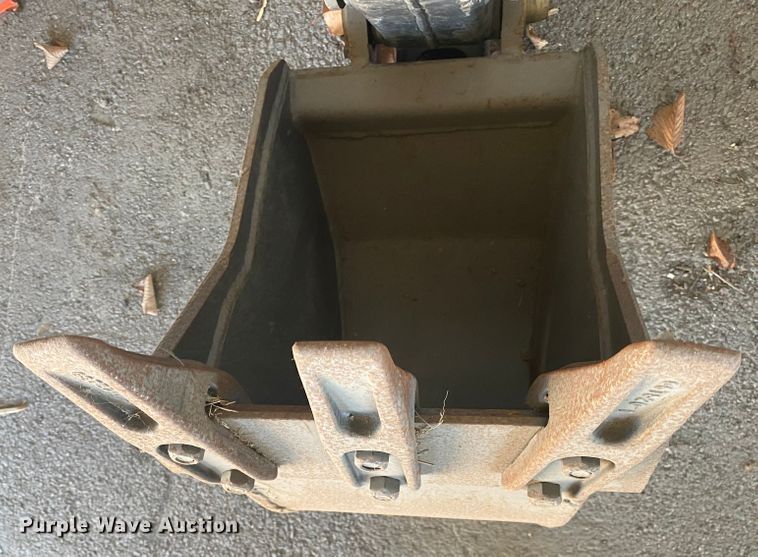 image for item IG9579 Bradco 408  skid steer backhoe