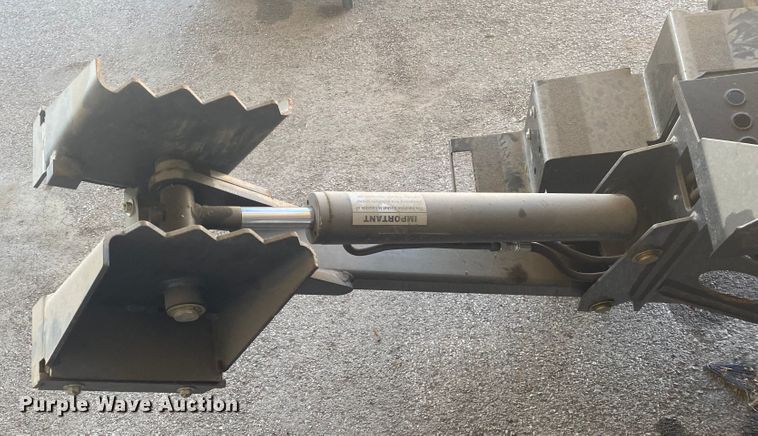 image for item IG9579 Bradco 408  skid steer backhoe