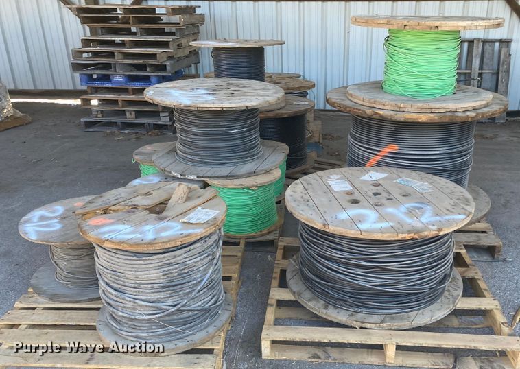 image for item IG9583 Rolls of cable