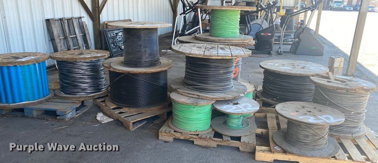 image for item IG9583 Rolls of cable