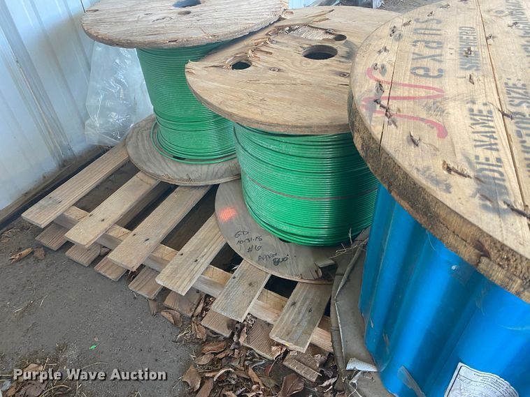 image for item IG9583 Rolls of cable