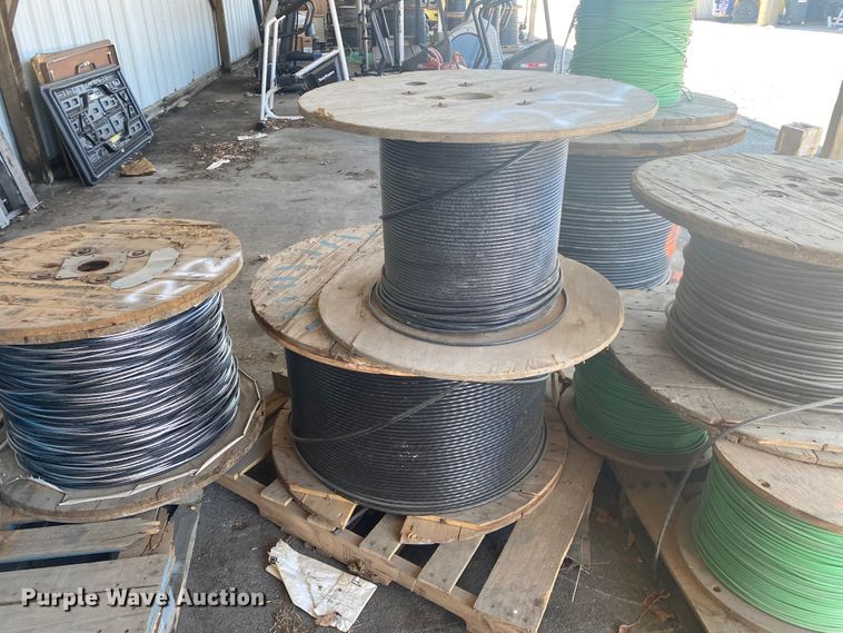 image for item IG9583 Rolls of cable