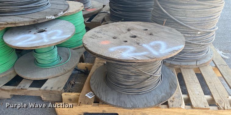 image for item IG9583 Rolls of cable