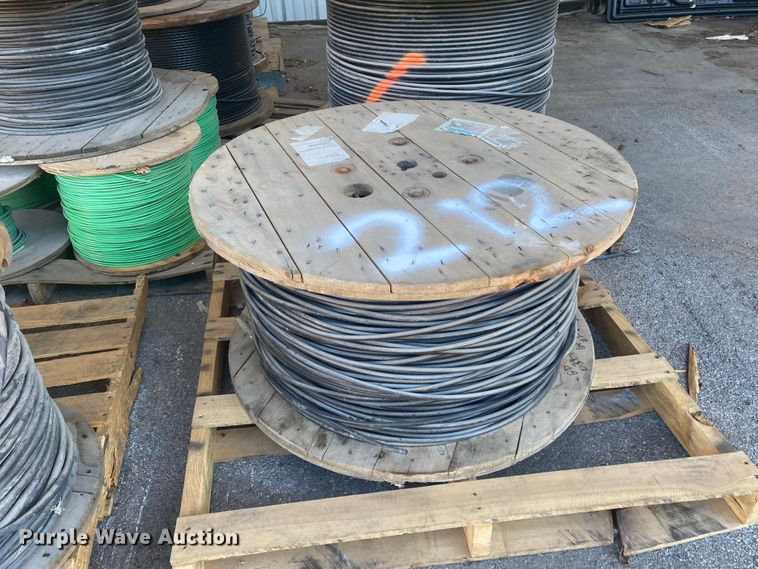 image for item IG9583 Rolls of cable