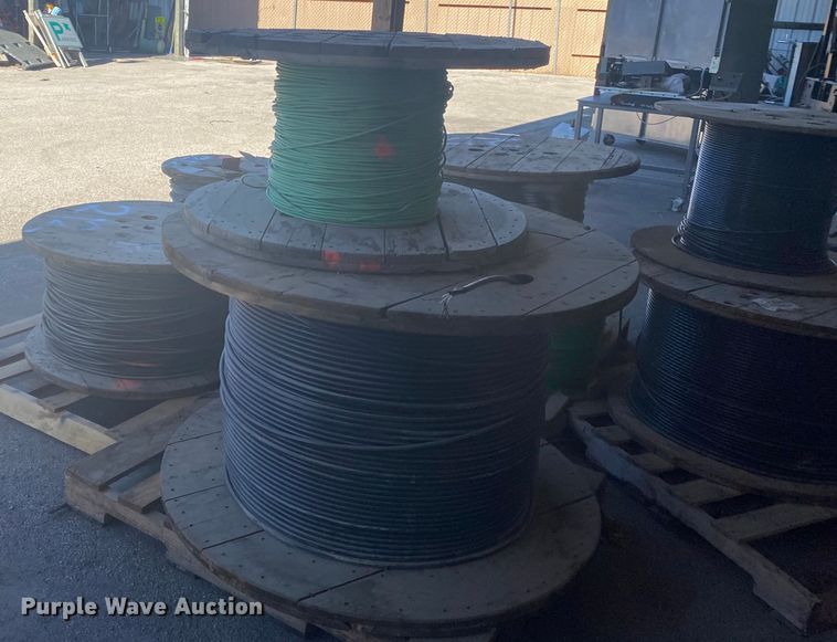 image for item IG9583 Rolls of cable