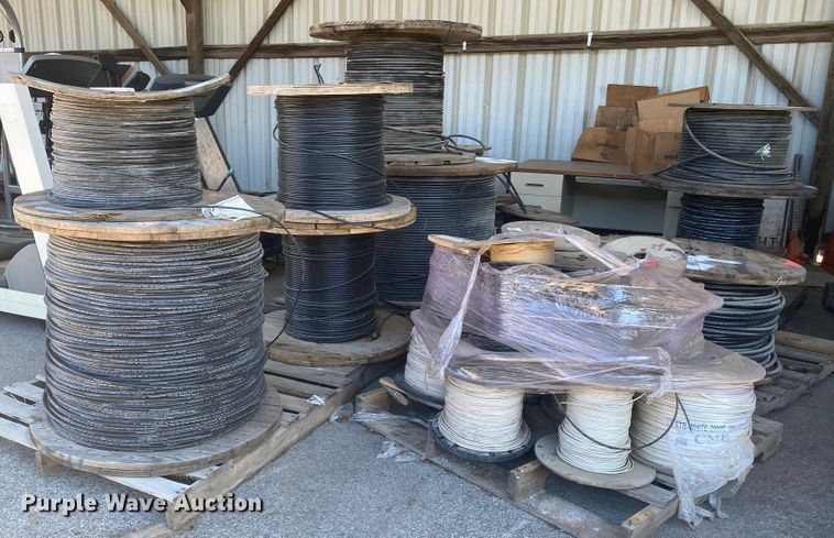 image for item IG9585 Rolls of cable