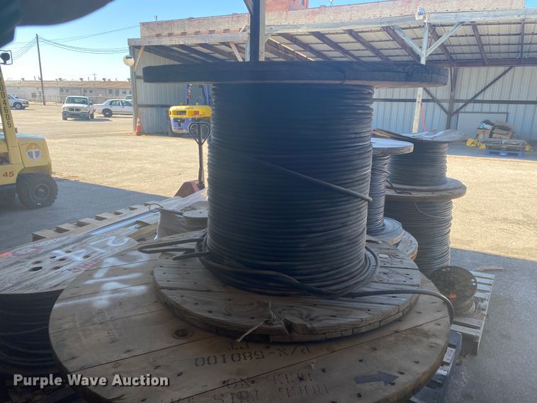 image for item IG9585 Rolls of cable