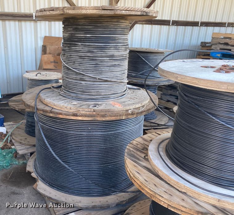 image for item IG9585 Rolls of cable