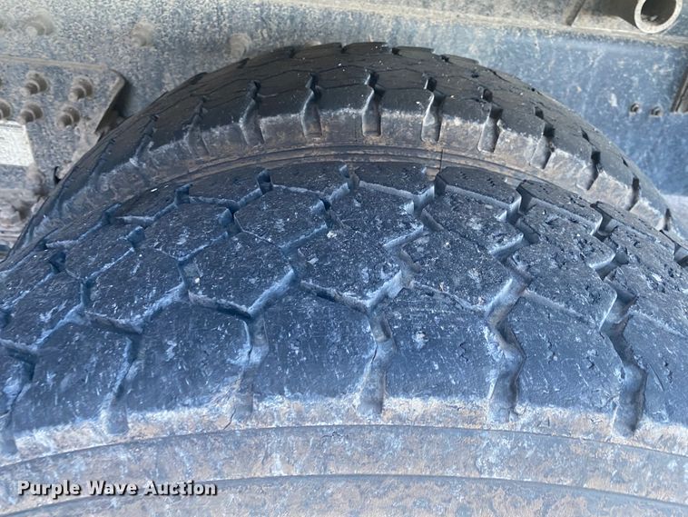 image for item IG9586 2009 International WorkStar 7400  dump truck