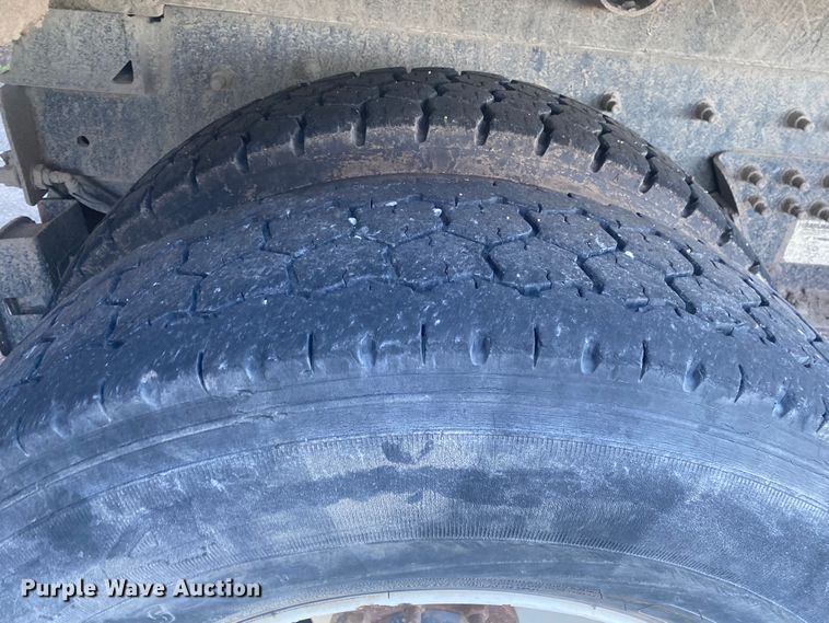 image for item IG9586 2009 International WorkStar 7400  dump truck