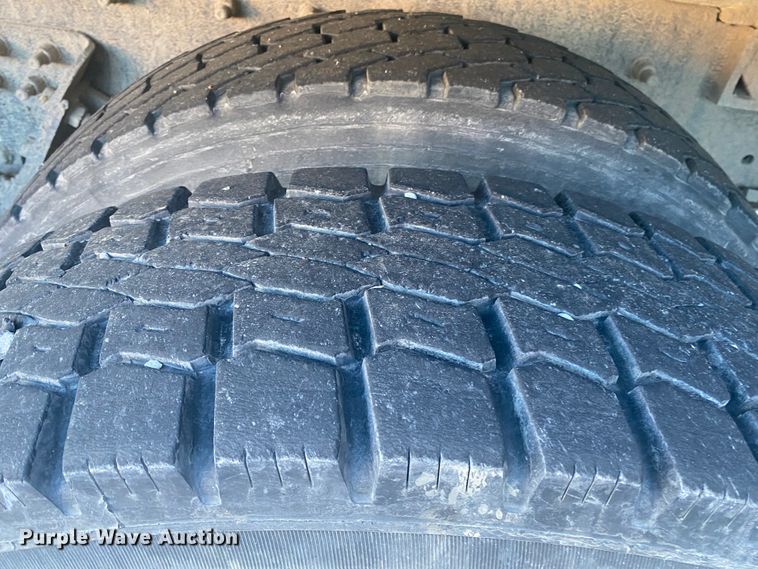 image for item IG9586 2009 International WorkStar 7400  dump truck