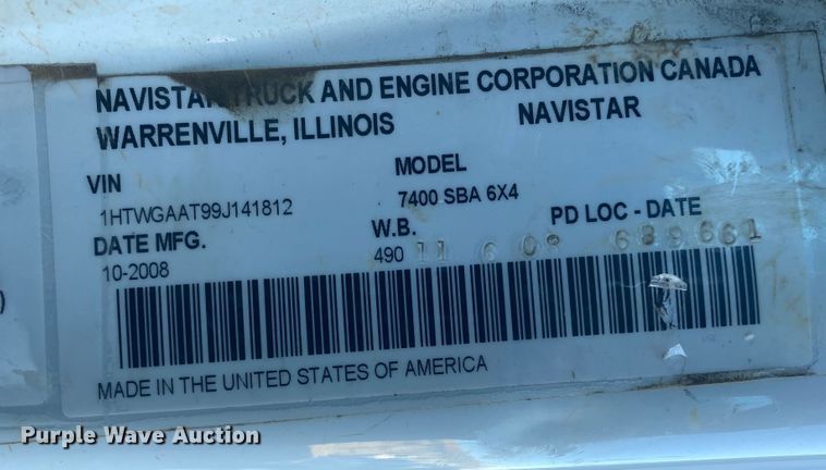 image for item IG9586 2009 International WorkStar 7400  dump truck