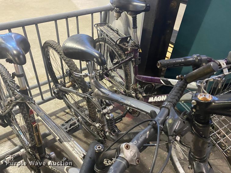 image for item IG9603 (7) bicycles