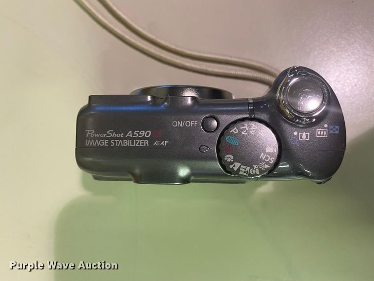 image for item IG9605 (3) cameras