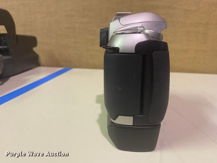 image for item IG9605 (3) cameras