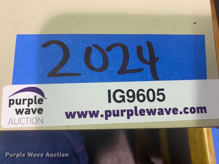 image for item IG9605 (3) cameras