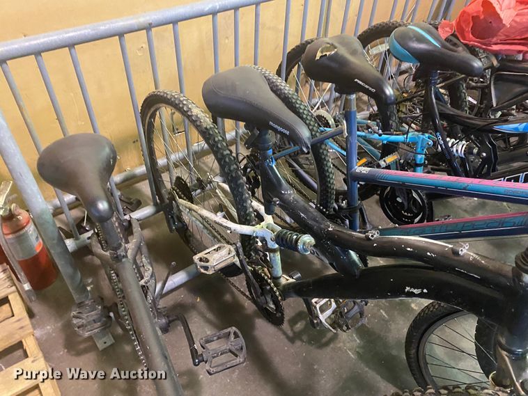 image for item IG9610 (7) bicycles