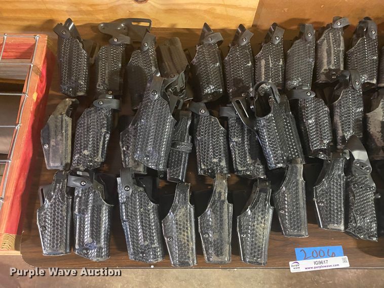 image for item IG9617 Safariland holsters
