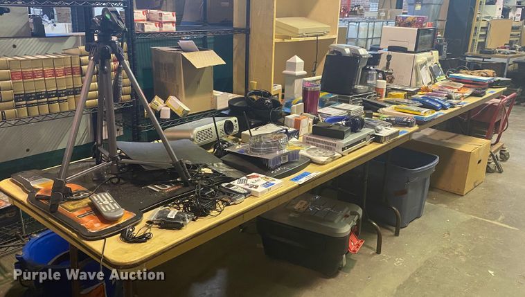 image for item IG9631 Office supplies and equipment