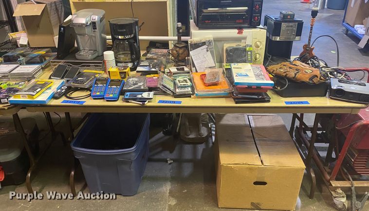 image for item IG9631 Office supplies and equipment