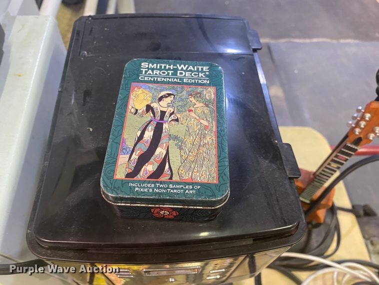 image for item IG9631 Office supplies and equipment