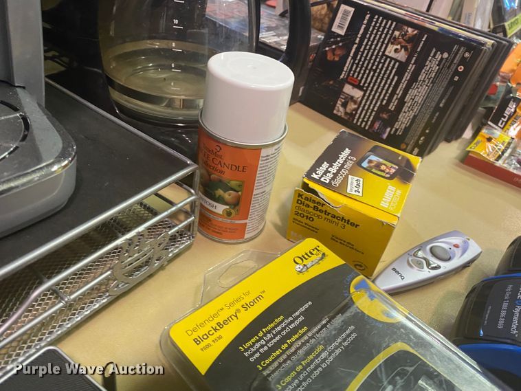 image for item IG9631 Office supplies and equipment