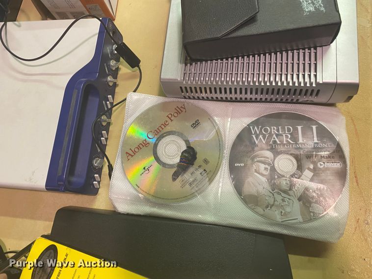 image for item IG9631 Office supplies and equipment