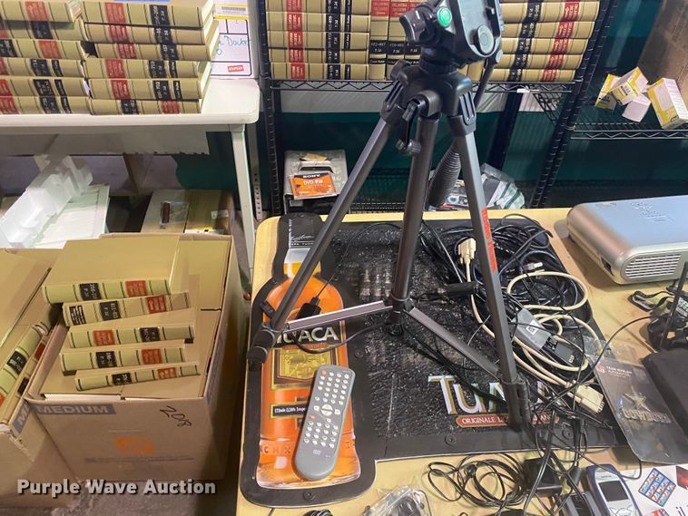 image for item IG9631 Office supplies and equipment