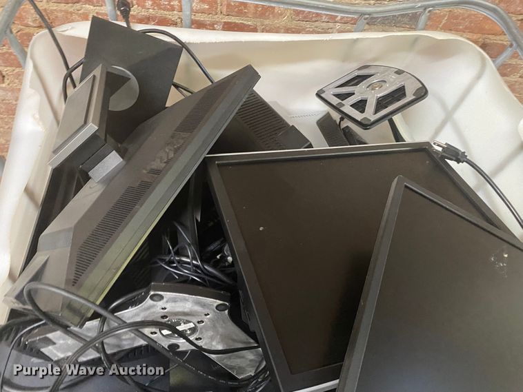 image for item IG9637 Approximately 34 monitors