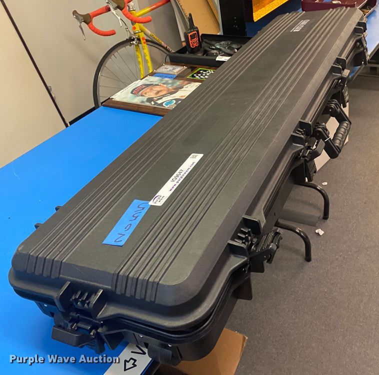 image for item IG9647 Case Club rifle case