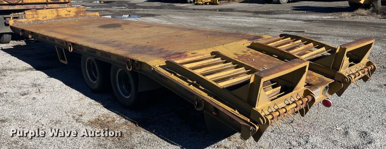 image for item IX9663 1999 Evaco DO10  equipment trailer