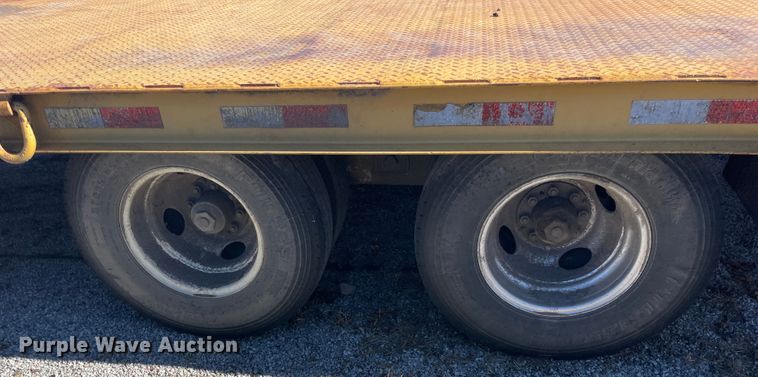 image for item IX9663 1999 Evaco DO10  equipment trailer