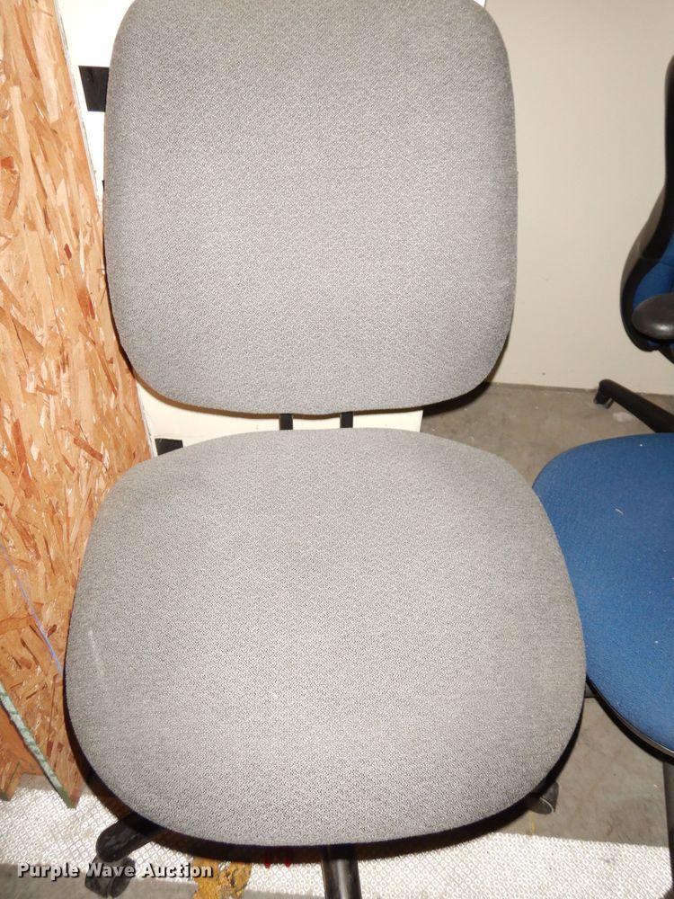 image for item JE9787 (9) chairs