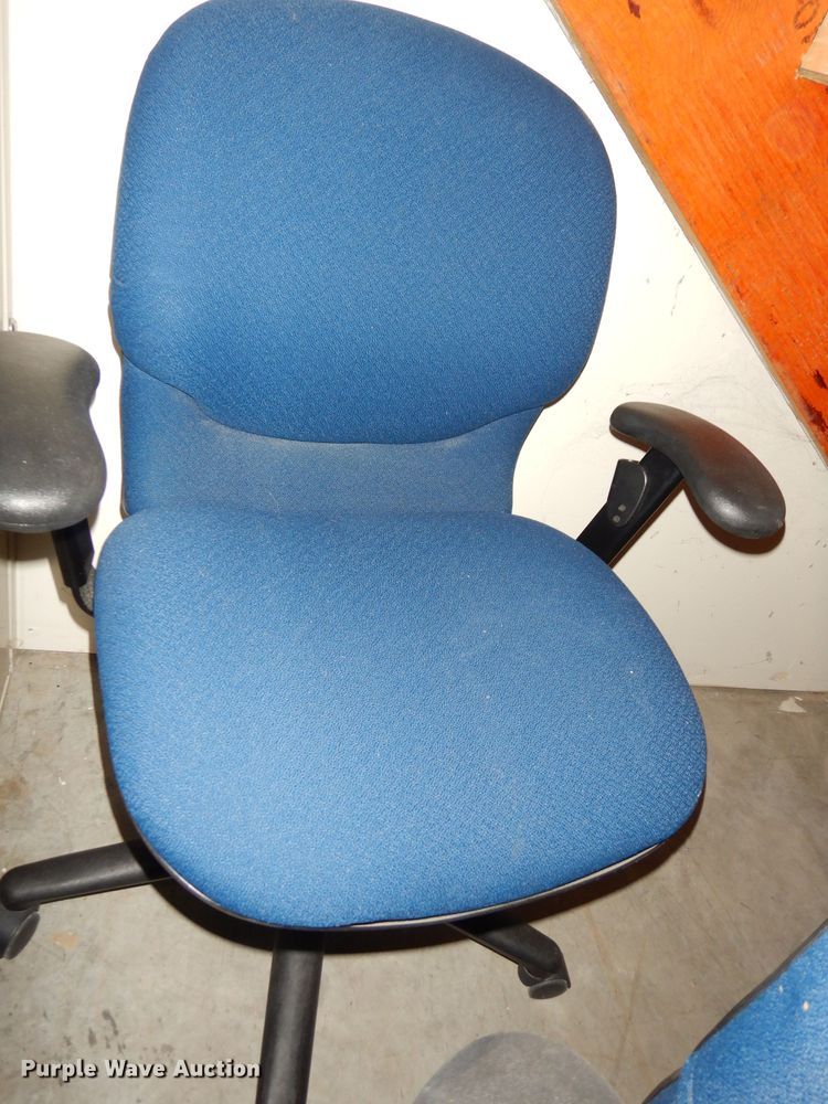 image for item JE9787 (9) chairs