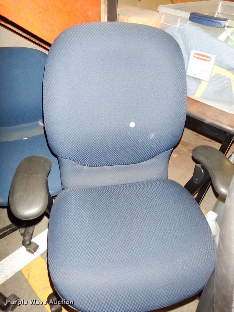 image for item JE9787 (9) chairs