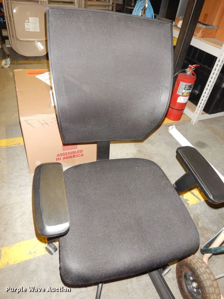 image for item JE9787 (9) chairs