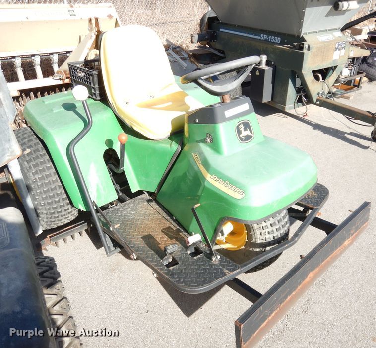 image for item JE9800 John Deere 1200A  bunker rake