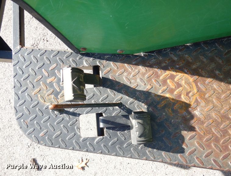 image for item JE9800 John Deere 1200A  bunker rake