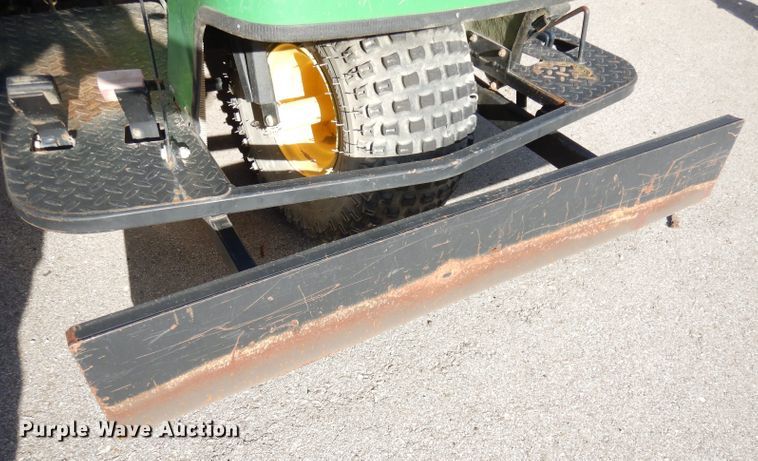 image for item JE9800 John Deere 1200A  bunker rake