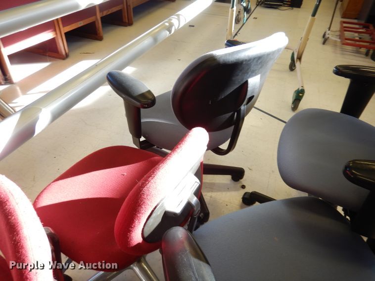 image for item JE9817 (20) office chairs